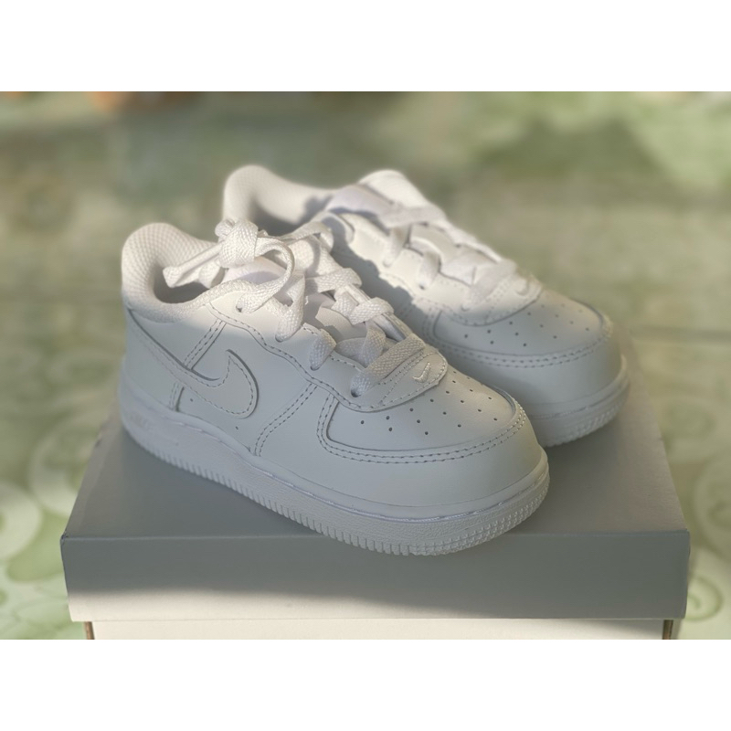 Nike force 1 LE NEW!