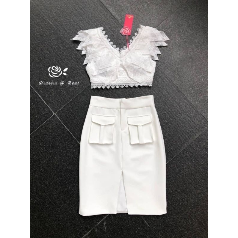 New set widelia@real size S
