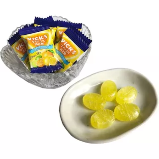 Vicks ลูกอมแก้เจ็บคอ รสส้มรวม 70g . 大正製菓 Vlcksのど飴シトラスミックス