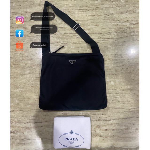 Prada nylon crossbody bag ของแท้ ปราด้า พราด้า กระเป๋าผู้ชาย สะพายข้าง แบรนด์เนมมือสอง