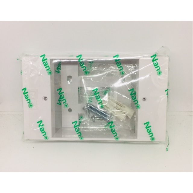 บล็อกลอยขนาด 2*4 ตรา NANONANO BOX บล๊อกลอยนาโน ขนาด 2"x4" สีขาว พร้อมพุกและน๊อตสำหรับยึดติดผนัง - NA