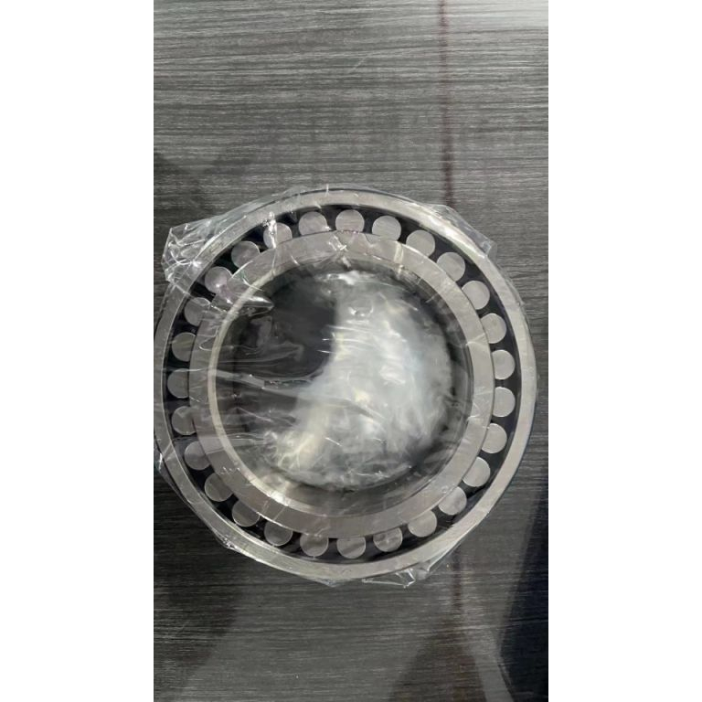 NSK 7018CTYNSULP4 7017 7018 7019 7020 Angular Contact Ball Bearings 7018 Bearing 7018 P4