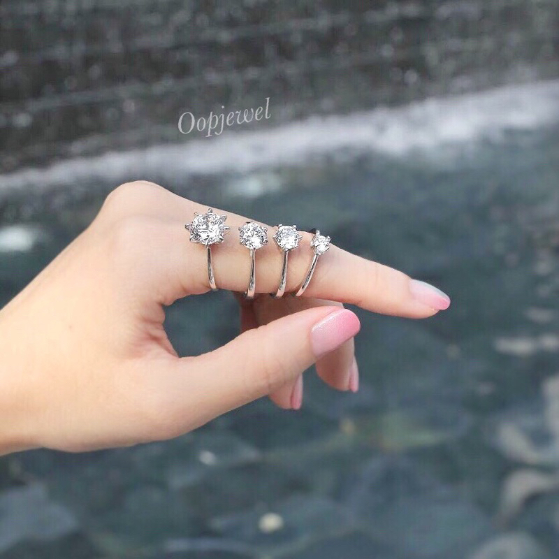 ‼️ซื้อในlive,VDO ลด100‼️ แหวนเพชรสวิส cz Cubic Zirconia แหวนทองคำขาว ring ชุบทองคำขาว พร้อมกล่องแหวน แบรนด์ Oopjewel