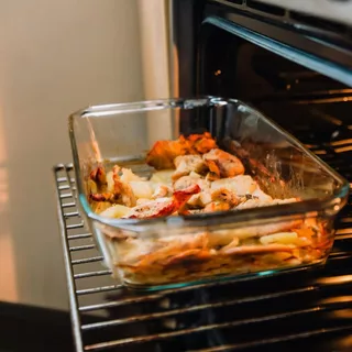 ถาดอบแก้ว ถาดอบอาหาร แก้ว ไมโครเวฟได้สามารถ เข้าเตาอบได้ Glass Baking Dishes 4pcs 1L 1.5L 2L 3.5L