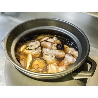 👍ง่วนสูน เครื่องตุ๋นซุปบักกุ๊ดเต๋ (แบบมาเลเซีย) 65 g Bak Kut Teh Herbal Soup