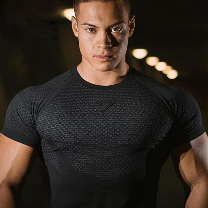 เสื้อแขนสั้น GYMSHARK #3 / Gym Fashion ผ้าคอตตอนผสมโพลีฯ ใส่ได้ทั้งเที่ยวและออกกำลังกาย ผ้านิ่มใส่สบาย ระบายอากาศได้ดี