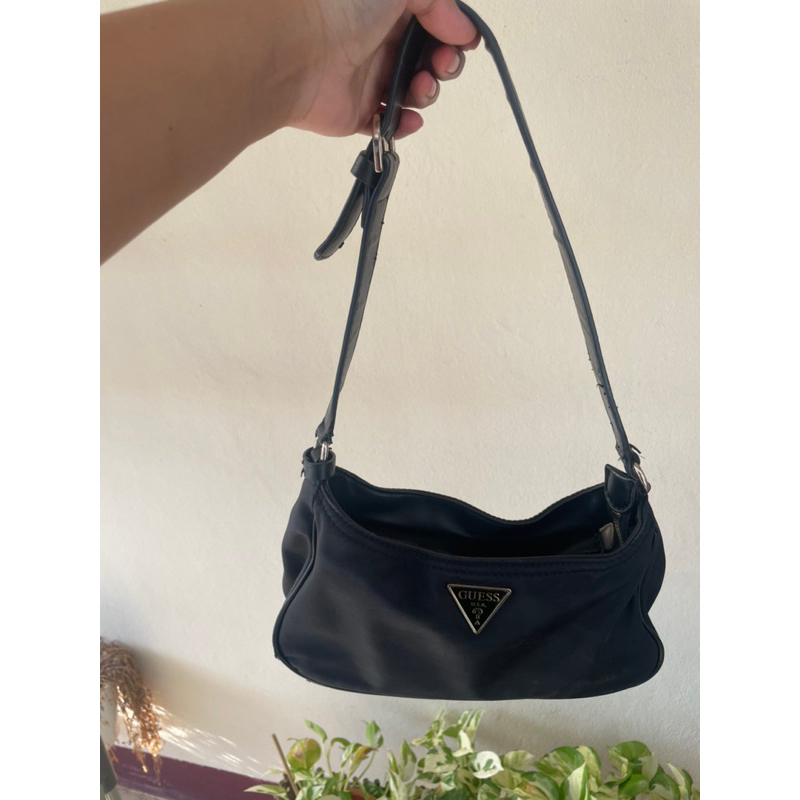 Guess แท้ มือ2 ✅ 1099 ✅