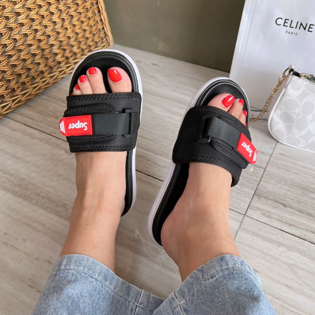 รองเท้าแตะสายคาด ปรับสายได้ สวมใส่สบาย สายคาดนุ่ม พื้นกันลื่น รองเท้าสำหรับคุณผู้ชายและคุณผู้หญิง พร้อมส่ง จาก กทม.