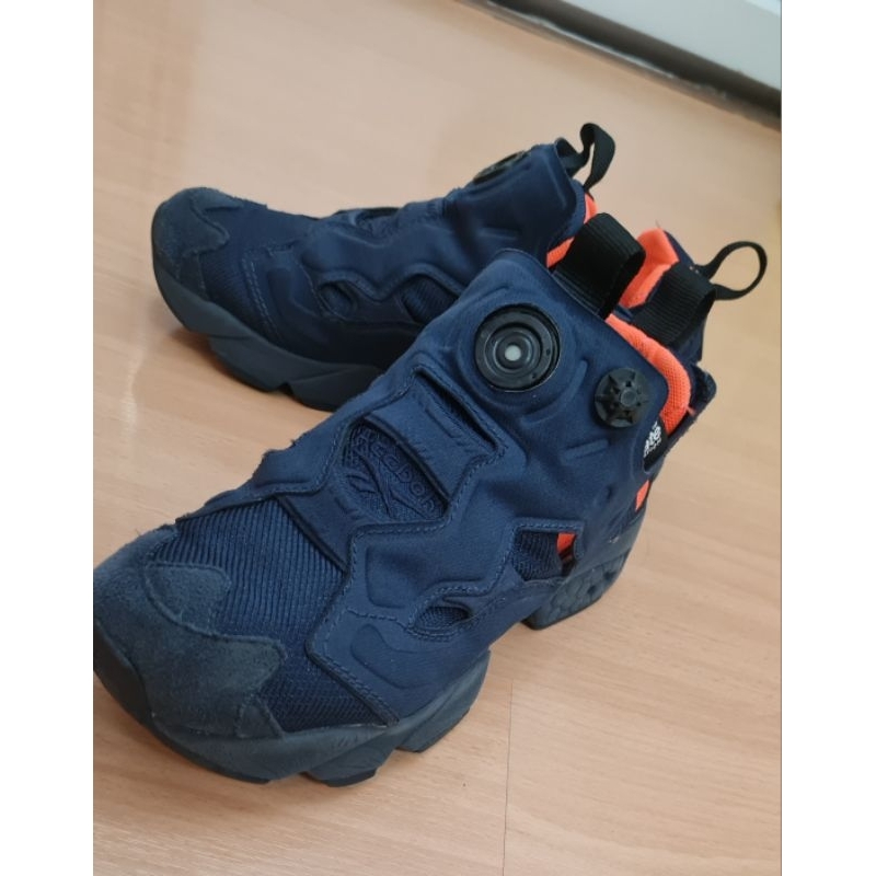 รองเท้าเด็ก Reebok Insta Pump Size 3 USA, 23cm มือสองของแท้สีน้ำเงินเข้มมีตำหนิราคาถูก