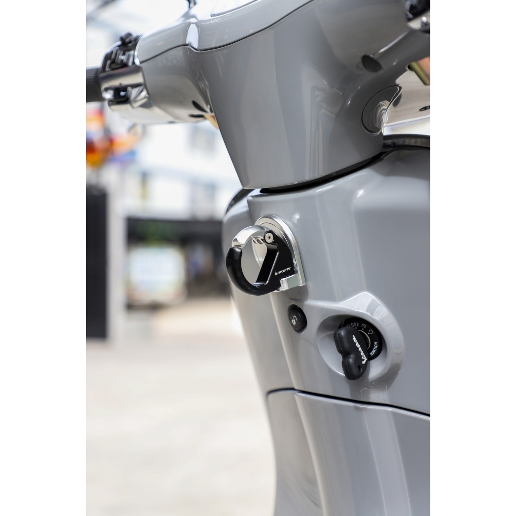 Mr.Balon ตะขอห้อยของ BIKERS Gen2 สำหรับรถรุ่น New Vespa และ New Lambretta
