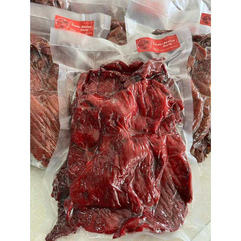จิ้นแดง จิ้นเกลือ หมูแดดเดียวรมควันสูตรโบราณเชียงใหม่ขนาด500กรัม