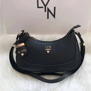 กระเป๋า LY N ทรงพอชรุ่นใหม่ พร้อมอุปกรณ์ มี 5 สี เเต่งอะไหล่กุญเเจ คอลล่าสุด