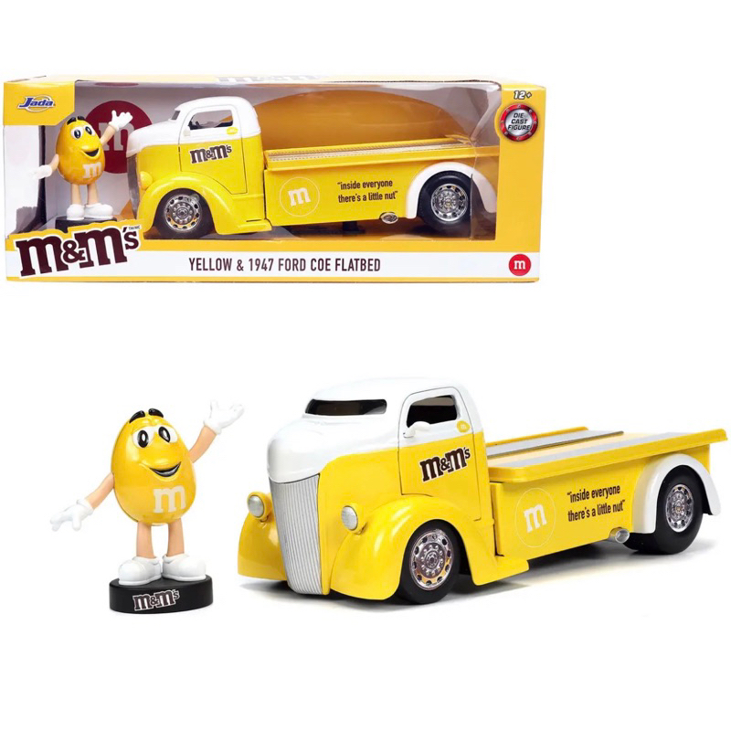 Jada Toys Hollywood Rides: M&Ms Yellow & 1947 Ford COE Flatbed 1/24 Scale