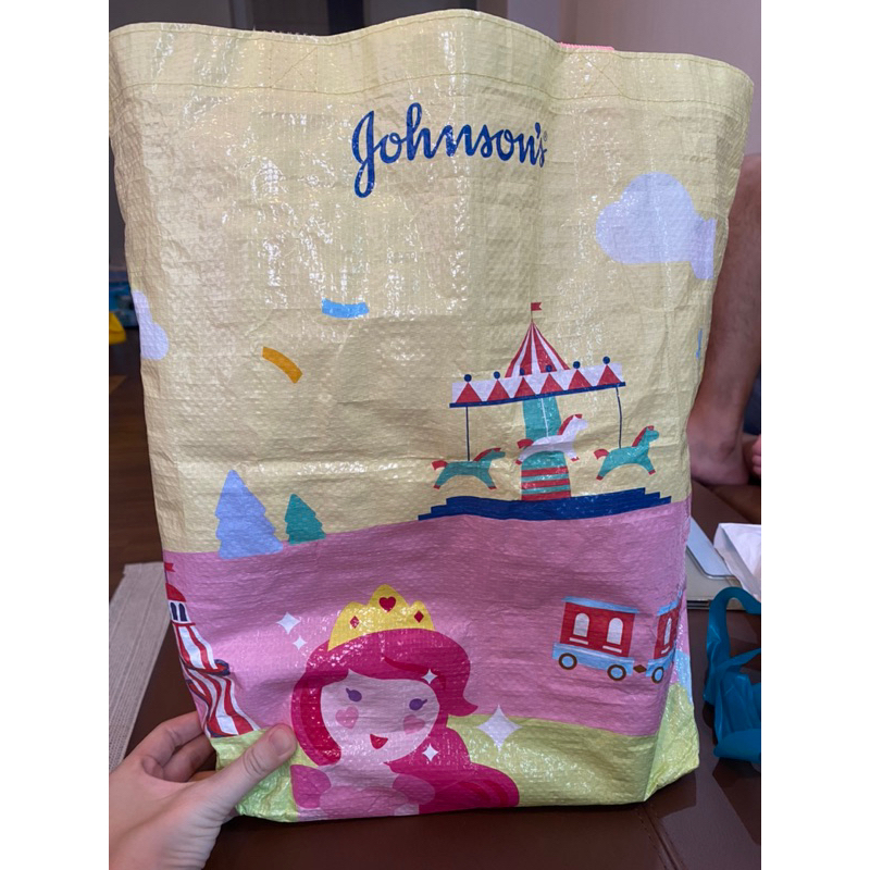 พร้อมส่ง กระเป๋า Johnson’s
