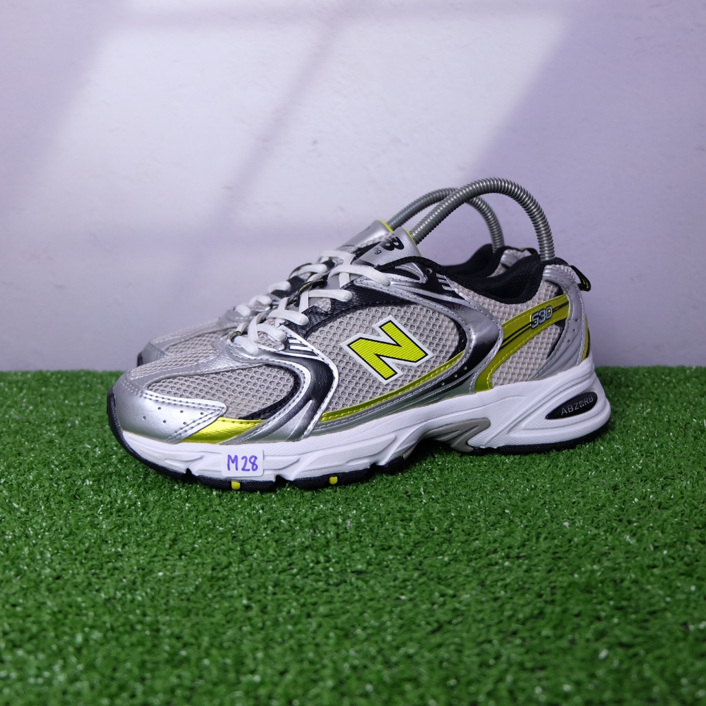 (38.5/24 cm) New Balance 530 Silver Yellow นิวบาลานซ์มือ2ของแท้💯 รองเท้าผ้าใบเกาหลีผู้หญิง