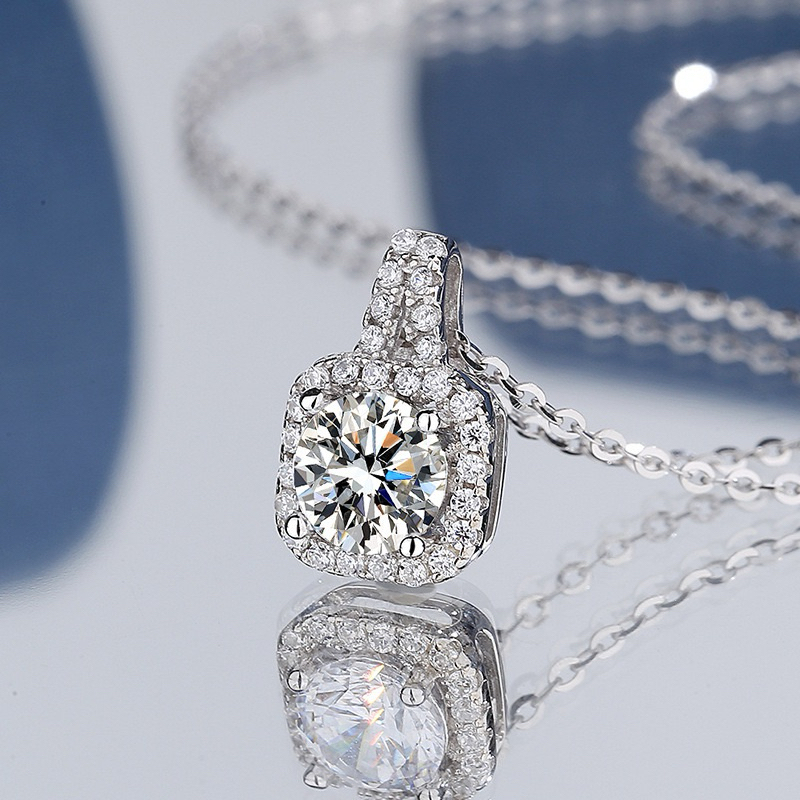 สร้อยคอพร้อมจี้ฝังเพชร Moissanite (โมอีส) พร้อมใบเซอร์GRA