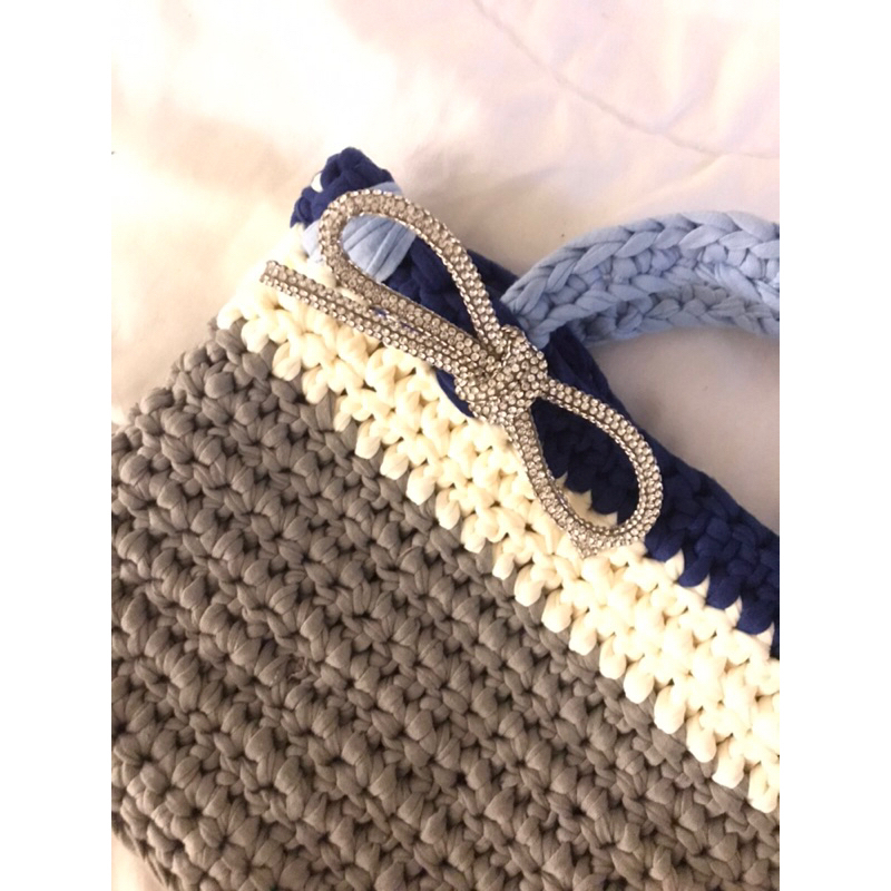 Lady with Diamond Bag