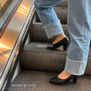 รองเท้าส้นสูง 2.5 นิ้ว คัทชูสีดำ ทรงหัวแหลม ไซส์ 35-46 ทรงหรูหรา [UNTONE AP25BLK]