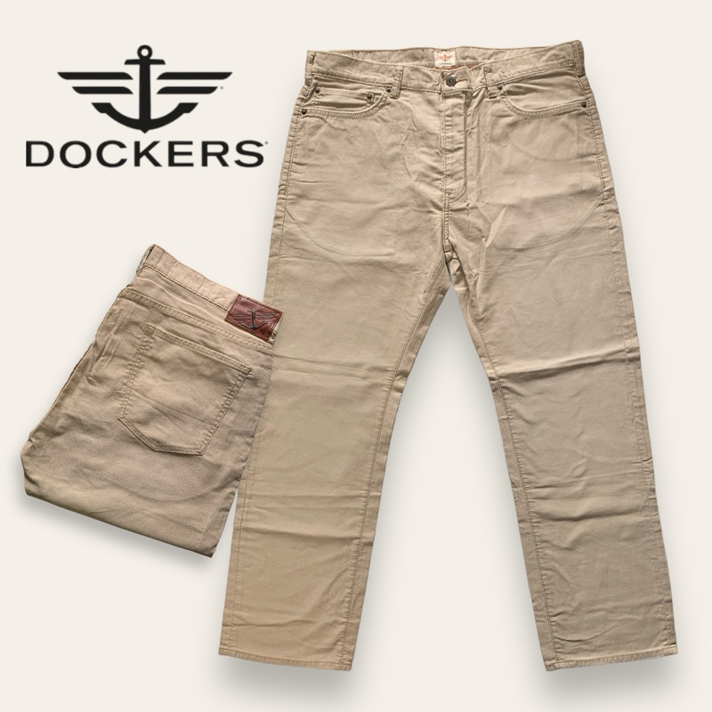 Dockers กางเกงขายาว ป้ายหนัง สีครีม กึ่งลำลอง ทรงสวย