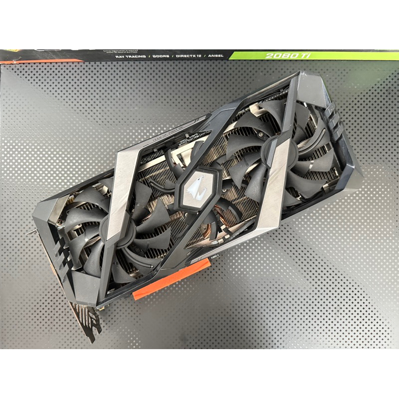 VGA GIGABYTE AORUS RTX2080Ti XTREME 11GB (การ์ดจอมือสอง)