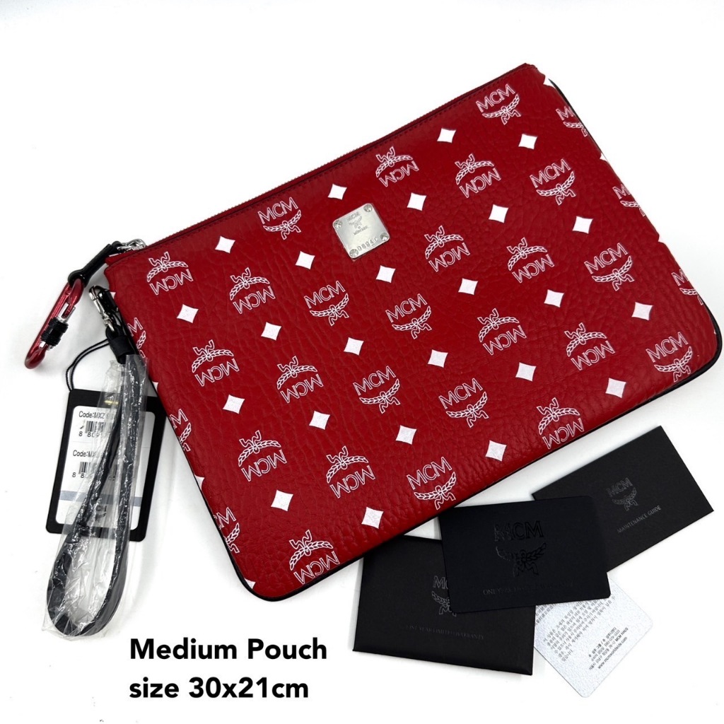 SALE MCM Medium pouch ของแท้ สีแดง คล้องข้อมือได้ คลัช ถือออกงาน เที่ยว ของขวัญ ผู้หญิง ผู้ชาย