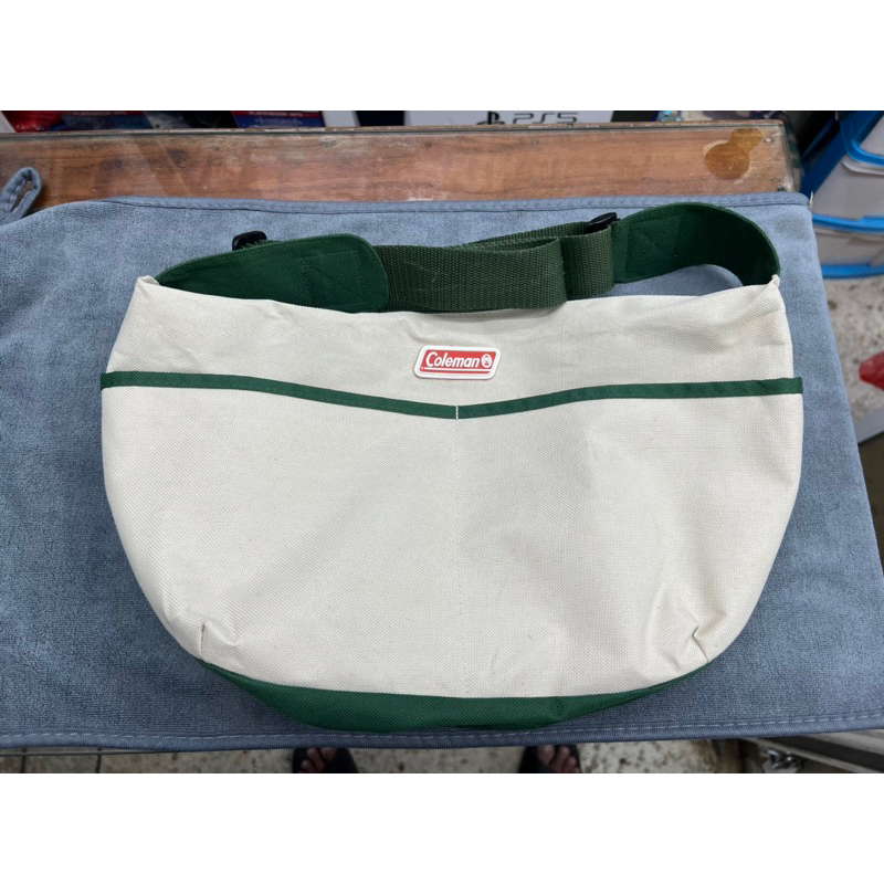 กระเป๋าใส่ของ Coleman