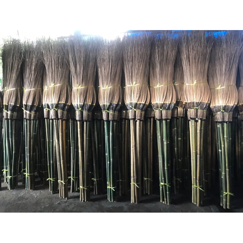 ไม้กวาดทางมะพร้าวรุ่นใหญ่หนาพิเศษ