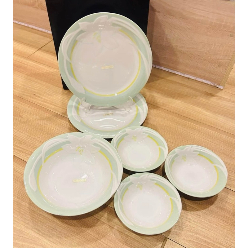 เซ็ต Yves SaintLaurent (YSL) ลายนูน