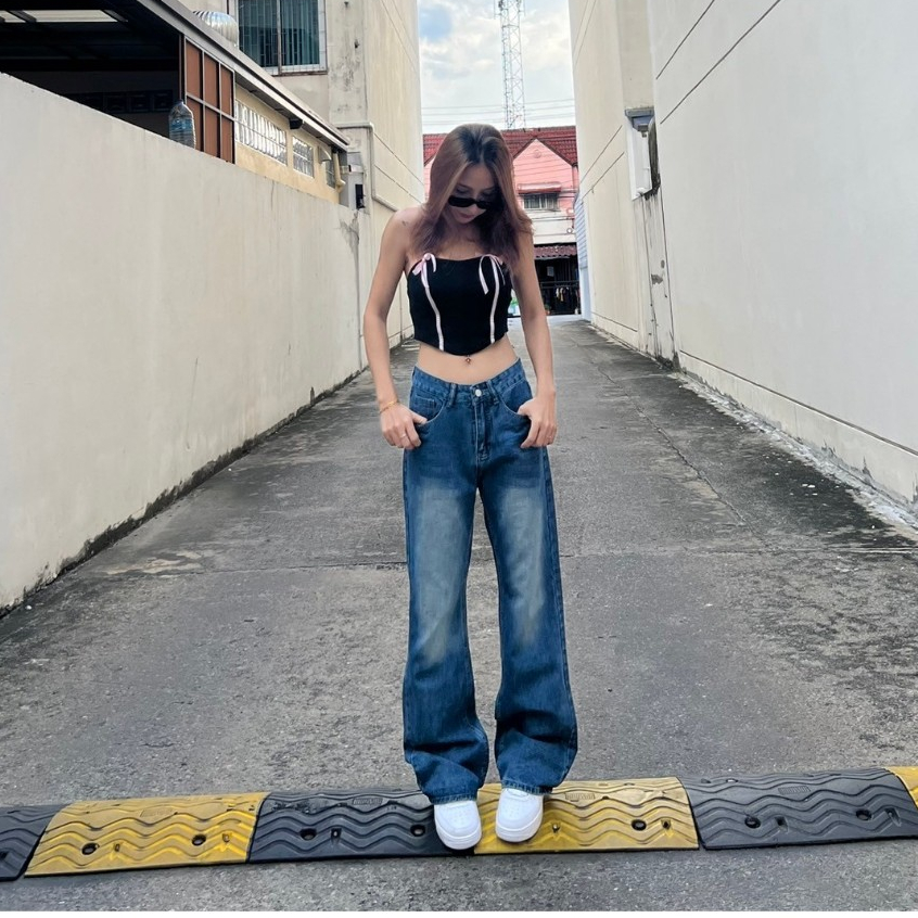 การเกงยีนส์ขาม้าน้อย เอวกลาง งานสวยมาก