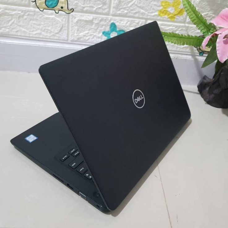 โน๊ตบุค DELL i5 gen 8 แรม 16 gb SSD m2  Latitude 3400  ( License Windows 10 Pro OEM แท้ )