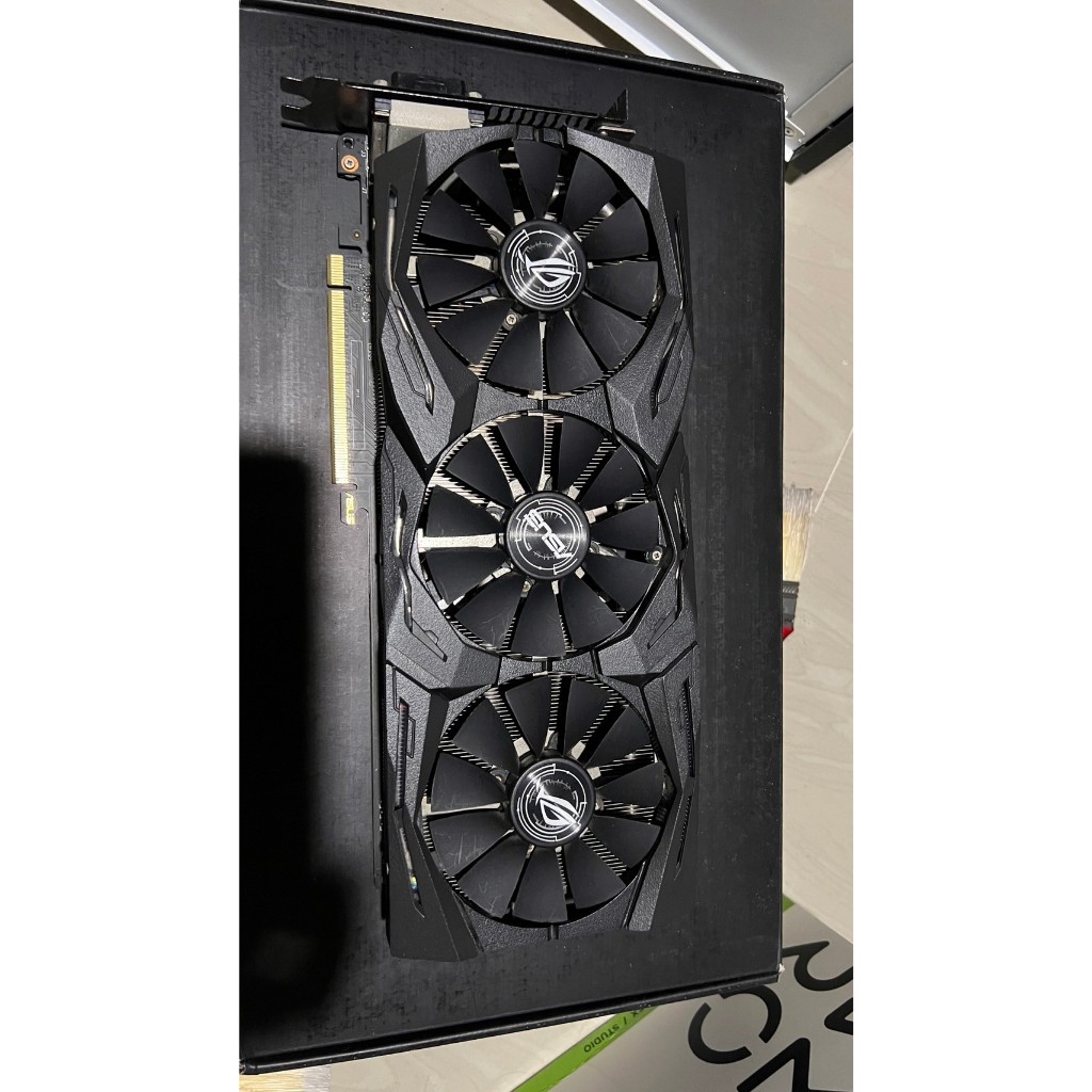 ASUS ROG STRIX-GTX1060-O6G-GAMING