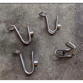 ตะขอแขวนของ สแตนเลสแท้ สีเงิน สำหรับรถรุ่นทั่วไป ที่แขวนของ