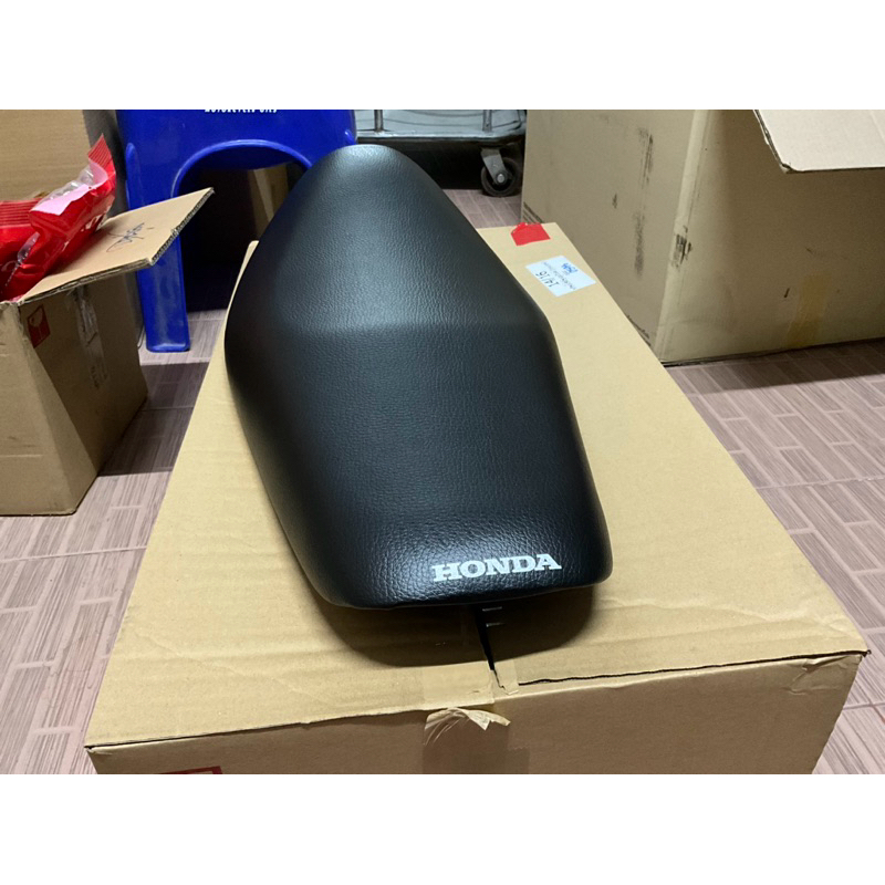 เบาะ w-125 s/r แท้ หนังเรียบ