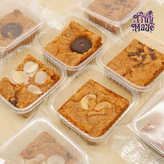 Tinymade บราวนี่ชาไทย เนื้อแน่นหนุบหนับ เนยสดแท้จากออสเตรเลีย ขนมโฮมเมด
