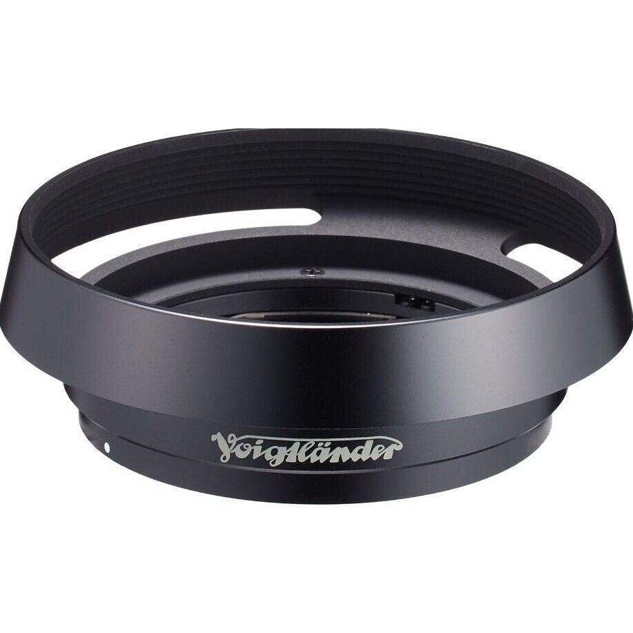 Voigtlander 40mm f1.4 Classic M-mount with lens hood LH-6