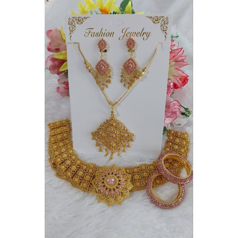 เครื่องประดับชุดไทยเซ็ตเล็ก-ใหญ่ เครื่องประดับมุก ต่างหูแบบหนีบ(สำหรับเด็ก)mm