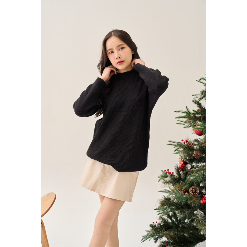 PATH T CHA - เสื้อสเวตเตอร์ BUTTER SWEATER
