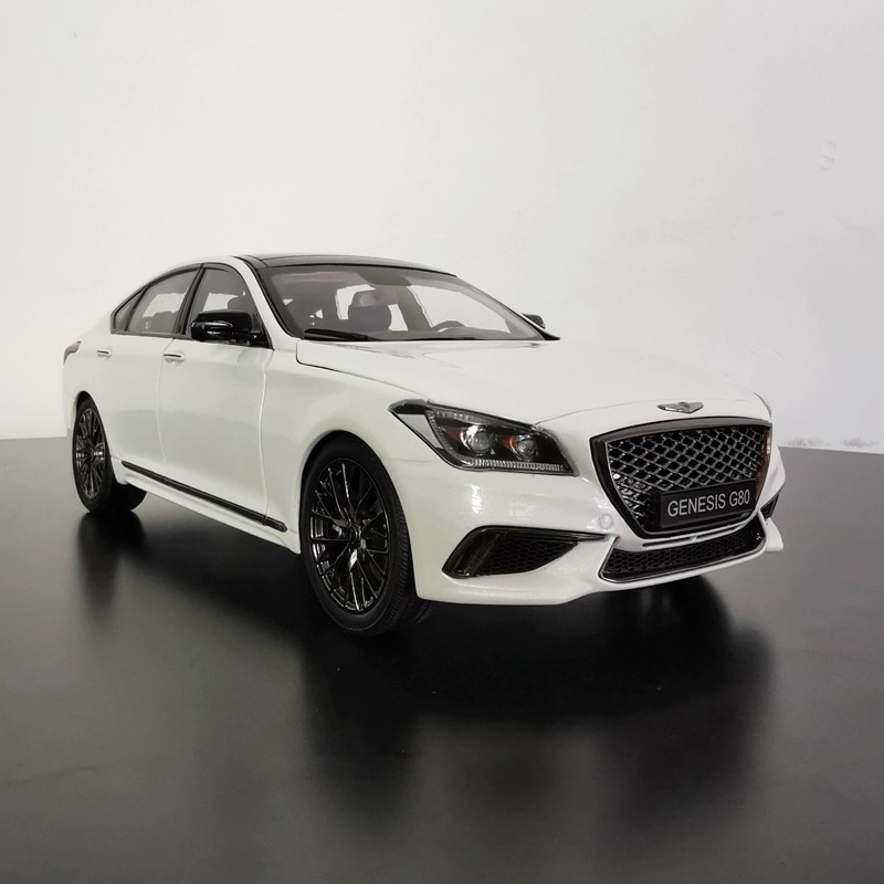โมเดลรถเหล็ก Hyundai Genesis G80 สเกล 1:18