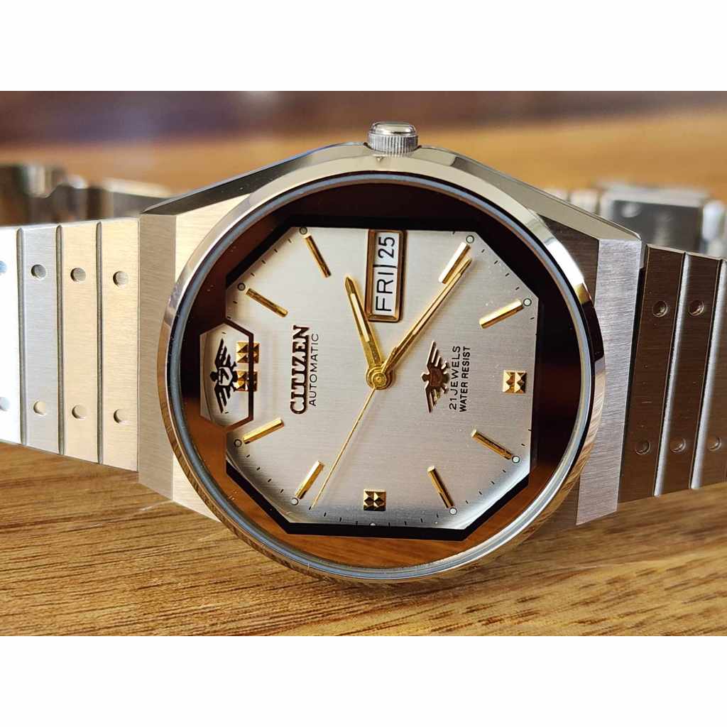 นาฬิกา Citizen automatic สภาพใหม่ จากปี 1970 สภาพสวยมากๆ หน้าปัดสีขาว