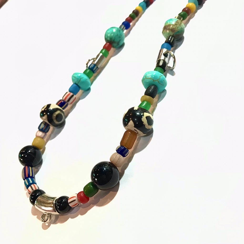 ช้างกระบี่ เส้นที่144 สร้อยคอหินลูกปัดโบราณ สำหรับห้อยพระ3องค์ ยาว24นิ้ว