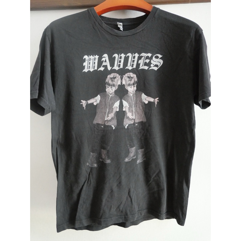 wavves band tee olsen twins