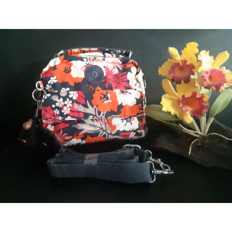 kipling แท้ กระเป๋าสะพายยาวลายซากุระ มือสอง