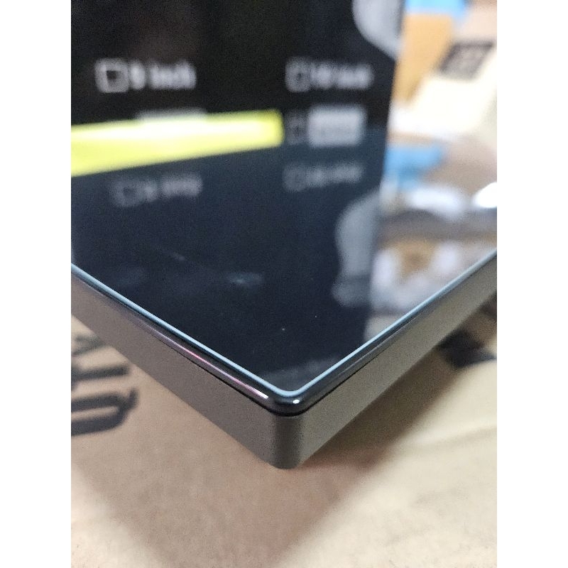 ฟิล์มกระจก จอแอนดรอย ป้องกันการขีดข่วน สำหรับจอธรรมดา1k และ 2K มีขนาด 9 นิ้วและ10นิ้ว พร้อมอุปกรณ์ทำความสะอาดก่อนติดตั้ง