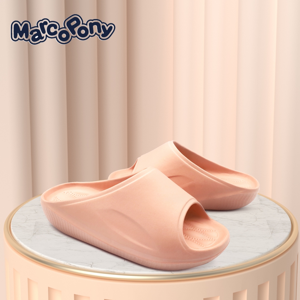 Marco pony รองเท้าแตะผู้หญิง รองเท้ากันลื่น แฟชั่น 4cmพื้นหนา นุ่มลําลองน่ารักๆ ใส่ในห้องน้ำใส่ในบ้าน หรือนอกบ้าน MH9001