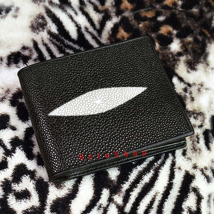 กระเป๋าหนังปลากระเบนแท้ กระเป๋าใส่เงิน สตางค์ หนังแท้กระเบนดำ BLACK GENUINE STINGRAY SKIN LEATHER WALLET (#115)b