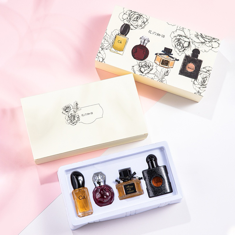 F-193 เซตน้ำหอมกล่องครีมลายดอกวาดสีดำ ได้ 4 กลิ่น หอมละมุน ลึกลับ มีเอกลักษณ์ กลิ่นแตกต่าง กลิ่นหอมไม่เหมือนใคร น้ำหอม