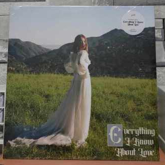 แผ่นเสียง Laufey Everything I Know About Love LP Vinyl