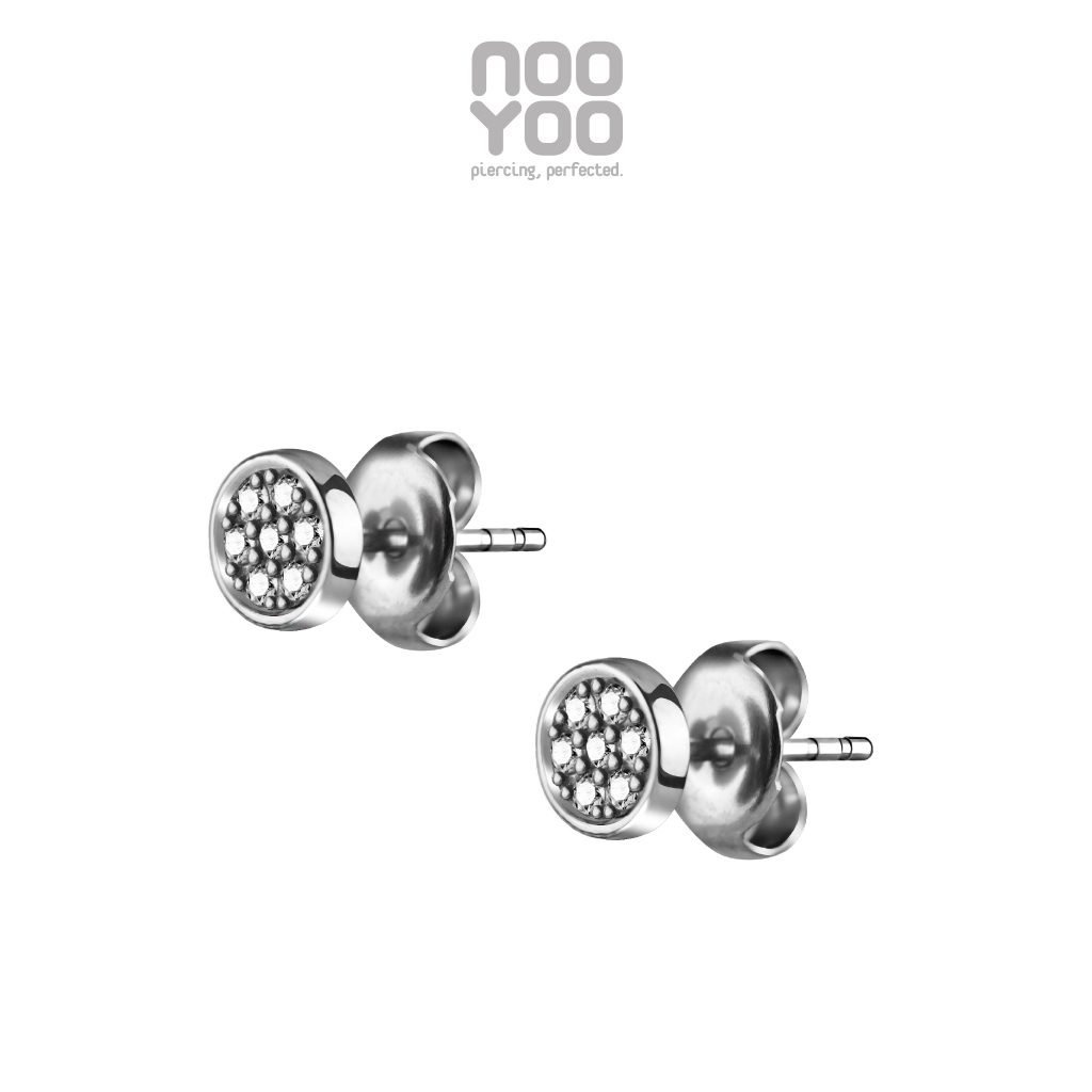 NooYoo ต่างหูสำหรับผิวแพ้ง่าย Round Pave Cubic Zirconia Surgical Steel