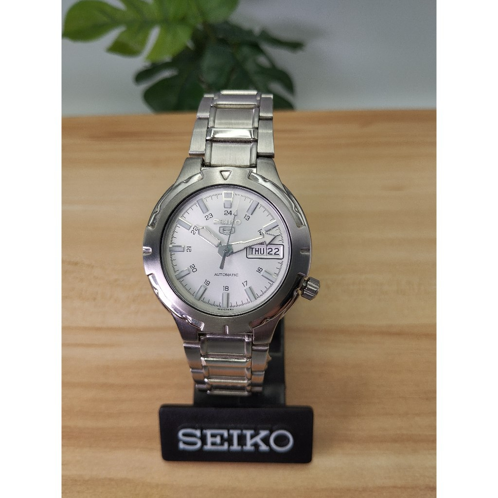 นาฬิกาผู้ชาย SEIKO Automatic รุ่น SUJ572P1 สแตนเลส หน้าขาว รับประกัน 1ปี