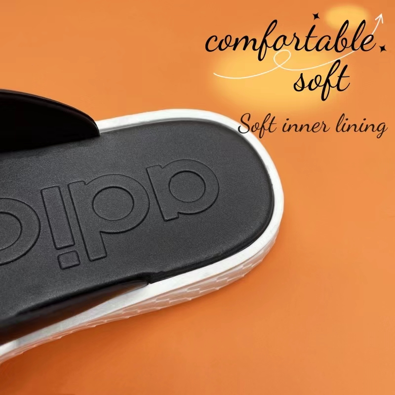 สไตล์ใหม่Adidasรองเท้าแตะผู้ชายสไตล์สปอร์ตนุ่มและสวมใส่สบาย(แนะนำลูกค้าเพิ่มอีก1-2ไซส์)